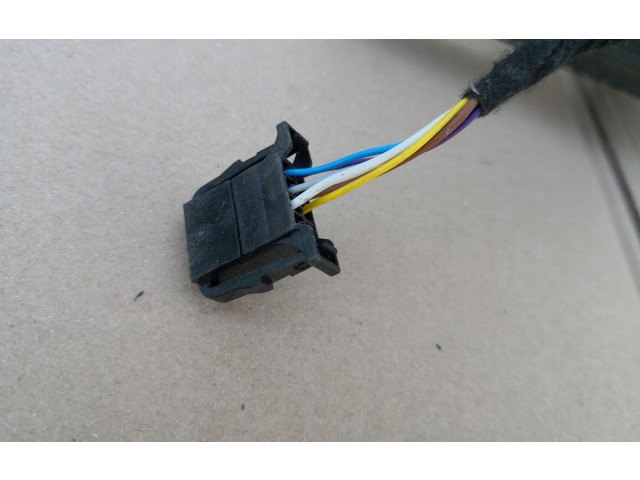 Зеркало электрическое Skoda Fabia Mk3 (NJ) 2015 - 2021 года