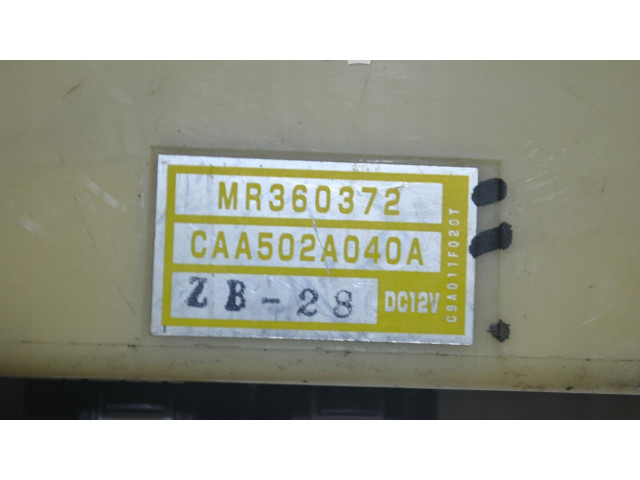 Блок управления климат-контролем MR360372 Mitsubishi Galant