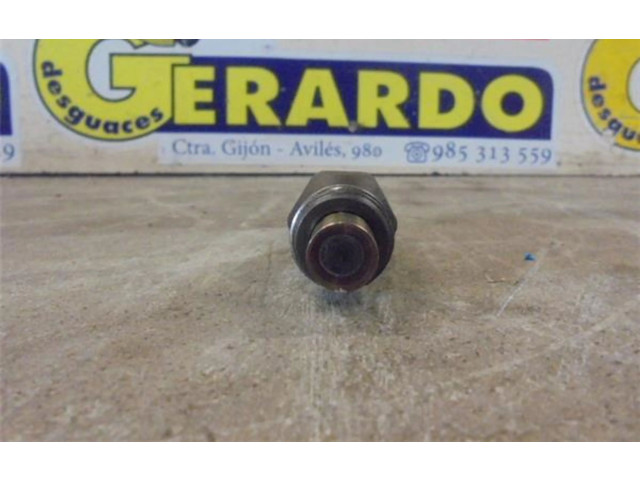 Форсунка LCR6735406H    Renault Clio III  F8Q-632 