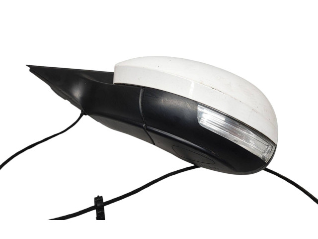 Зеркало электрическое Skoda Yeti (5L) 2009 - 2017 года