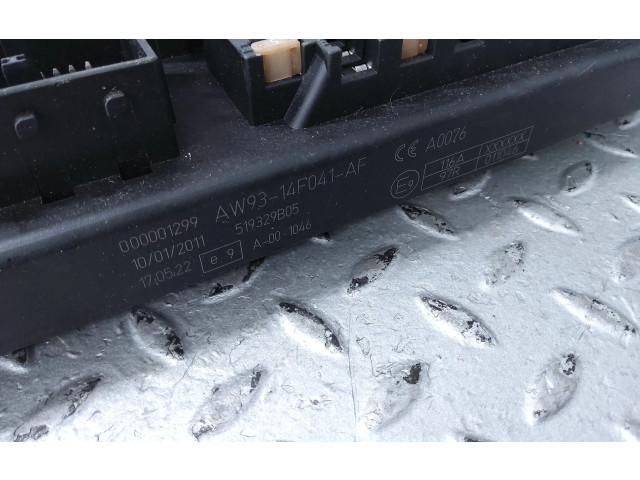 Блок предохранителей AW9314A073CD, C2D17257 Jaguar XJ X351