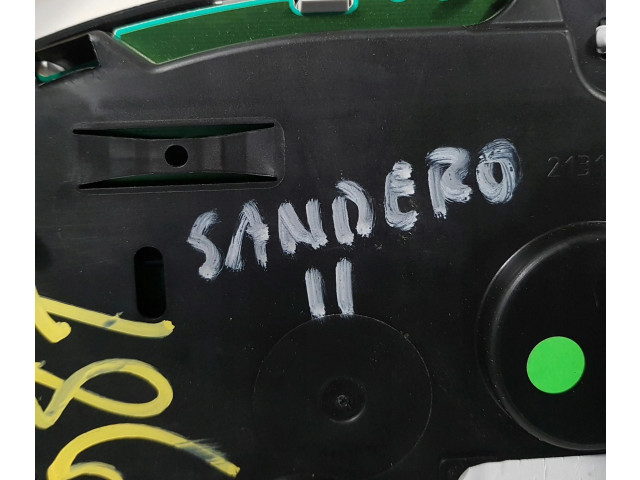Панель приборов    Dacia Sandero       