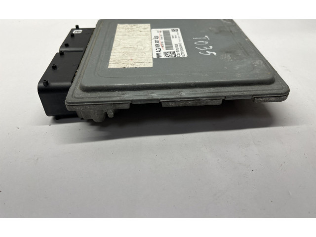 Блок управления двигателя 06K907425 Volkswagen Jetta VI