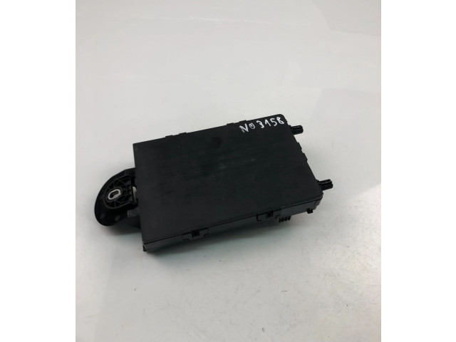 Блок предохранителей 32209198, NO3158 Volvo XC90