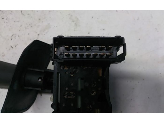 Переключатель дворников 8200792587, 901057668 Dacia Logan I