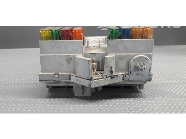 Блок предохранителей 51739423 Fiat Idea