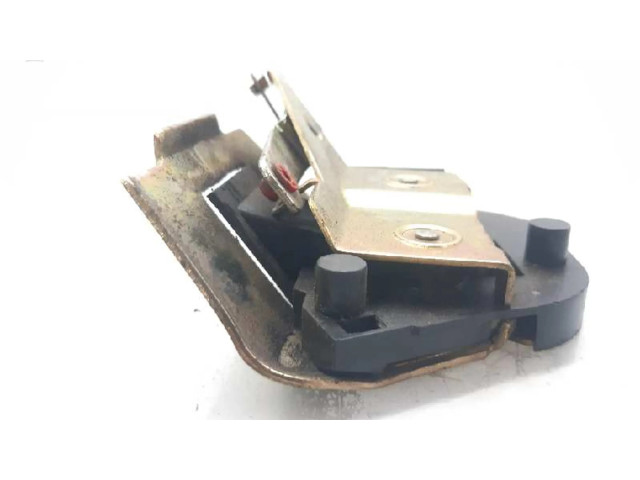 Замок задней крышки (наружный)