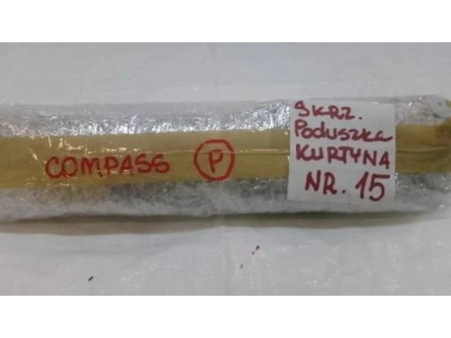 Боковая подушка безопасности    Jeep Compass