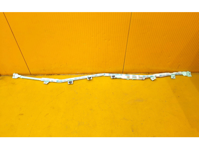 Боковая подушка безопасности    Mercedes-Benz GLC X253 C253