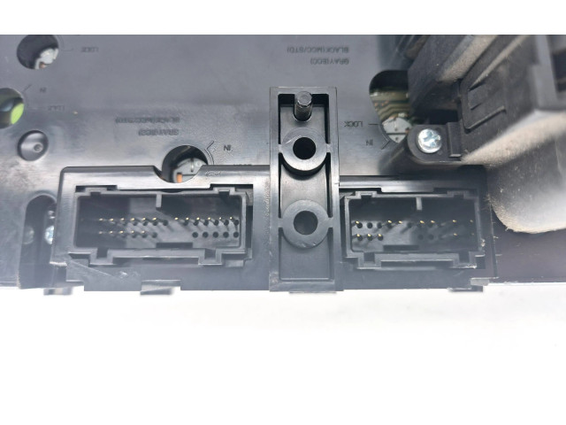 Блок управления климат-контролем 8691876, M605BA00500   Volvo V70