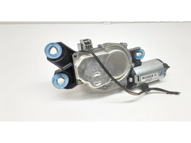 Моторчик заднего дворника 31290787    Volvo V70