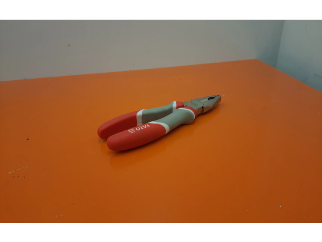 Подушка безопасности в сиденье Alpine C2