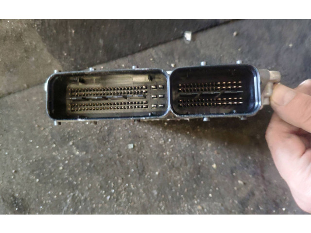 Řídící jednotka 03L906018LA, 0281017645 Audi A6 C7 2012