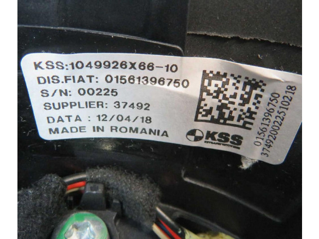 Volant Alfa Romeo Giulia 2016 01561396750