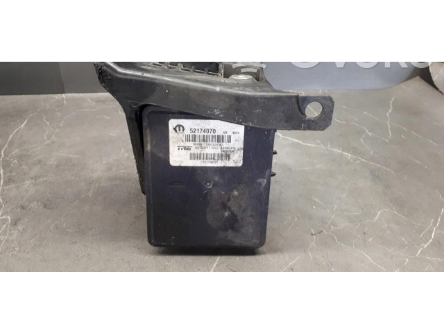 Блок АБС 52174070 Jeep Renegade 2014 - года