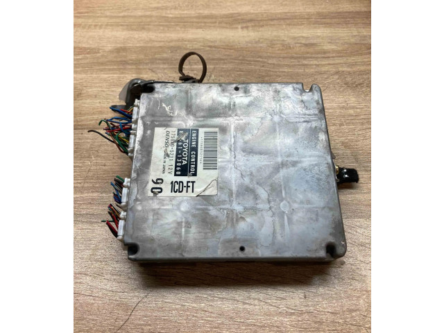 Блок управления двигателем Блок управления 1758605211   Toyota Corolla Verso E121