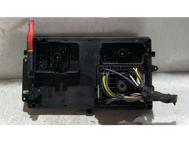 Блок предохранителей 529050199, 529050199   Chevrolet Orlando    