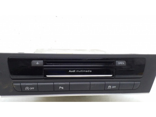 Радио/ проигрыватель CD/DVD / навигация