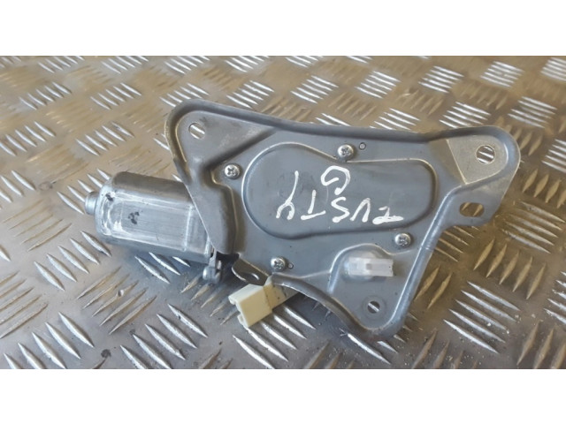 Моторчик заднего дворника 85130B1020, 8496000311 Daihatsu Sirion