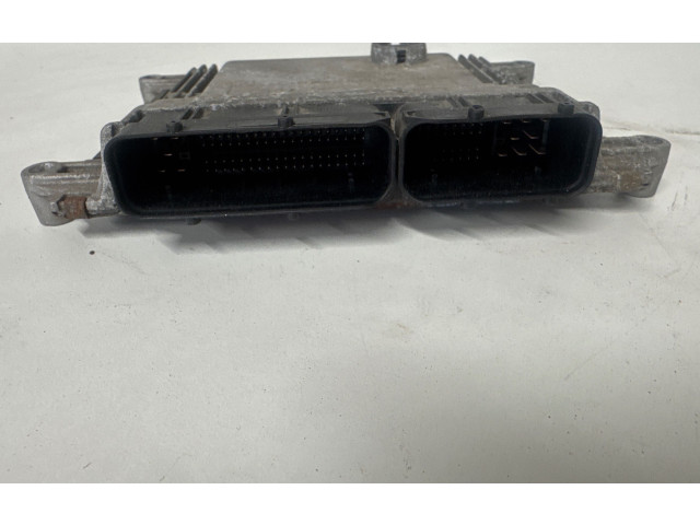 Блок управления двигателя WP581, 15330000032 Volvo V70