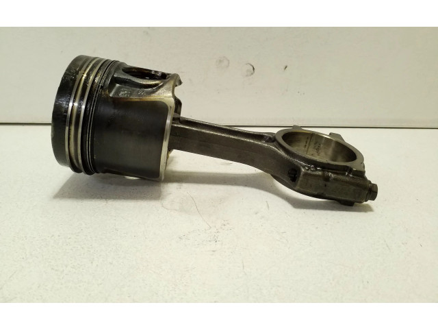 Píst 080340 Nissan X-Trail T32