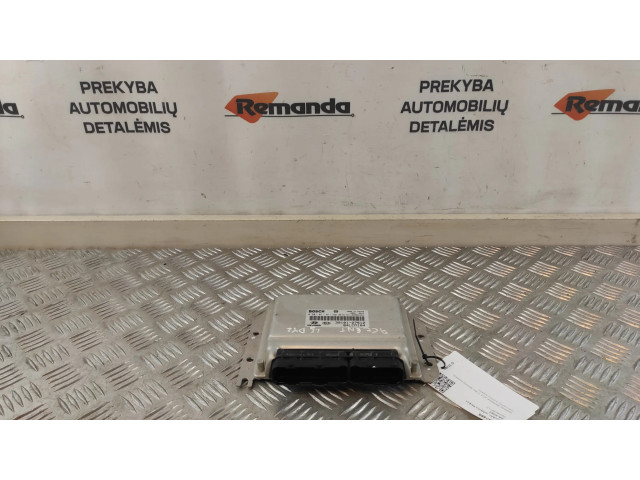 Řídící jednotka 3910127512, 0281011811 Hyundai i40 2013