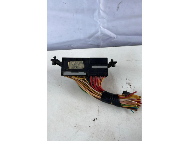 Блок предохранителей 7703297597, 7703297597   Dacia Sandero    