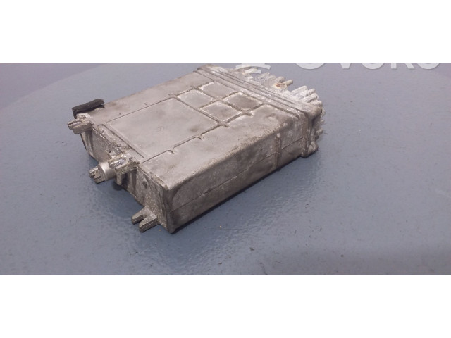 Блок управления двигателем Блок управления    Volkswagen PASSAT B4