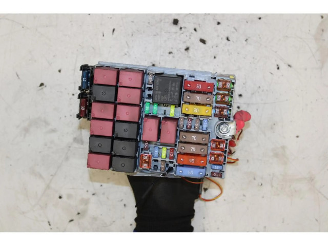 Блок предохранителей    Jeep Renegade    