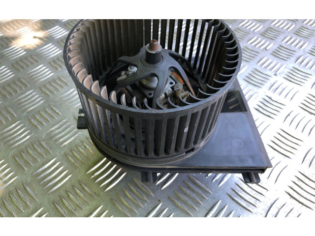 Вентилятор печки    1J1819021B   Audi A3 S3 8L