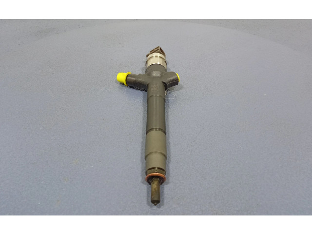 Форсунка 095000-5600, 095000-5600 Mitsubishi L200