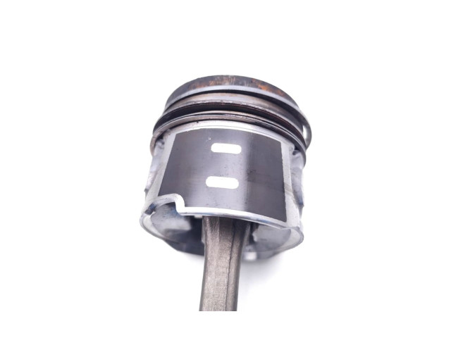 Поршень с шатуном Y6 Y6 Mazda 3 II