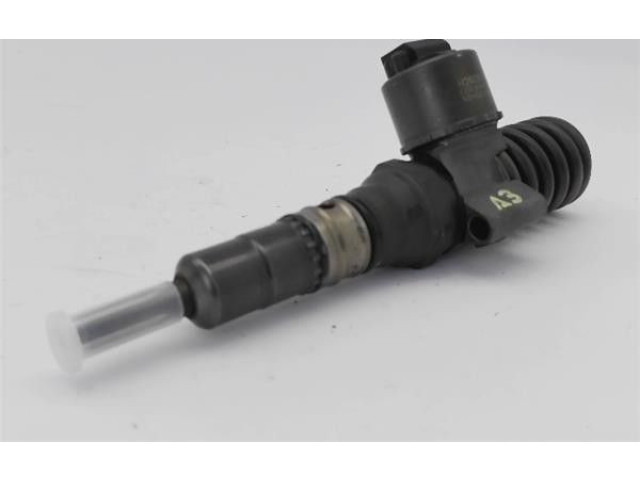 Форсунка 03G130073G Audi A3 S3 8P BKD