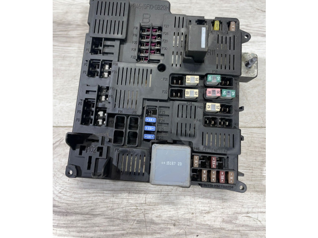 Блок предохранителей 31398003   Volvo XC90    