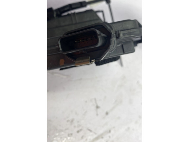 Ручка стеклоочистителей 252605466R Renault Trafic III (X82)