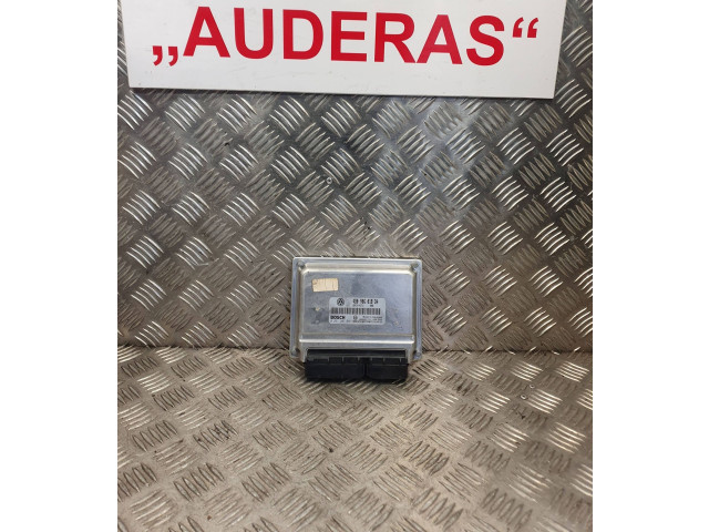 Řídící jednotka 4B0906018DA, 1039S01715 Volkswagen PASSAT B5.5 2002