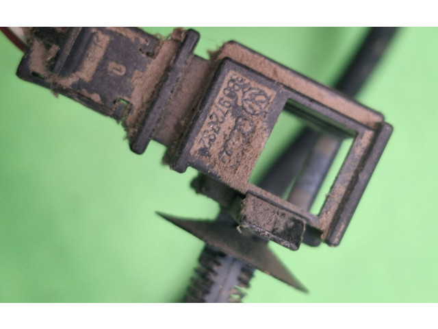 Zámek zadních dveří 2k0827426c Volkswagen Caddy 2010