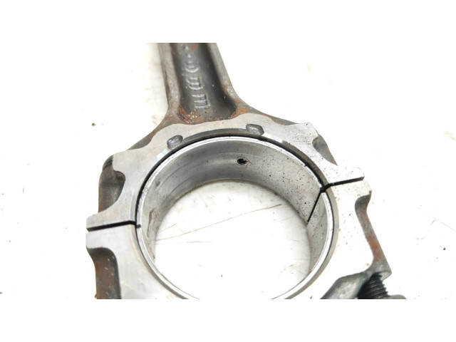 Ojnice Nissan Pathfinder R51 2.5