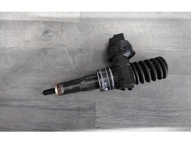 Форсунка 038130073BN, 038130079TX    Audi A3 S3 8P   