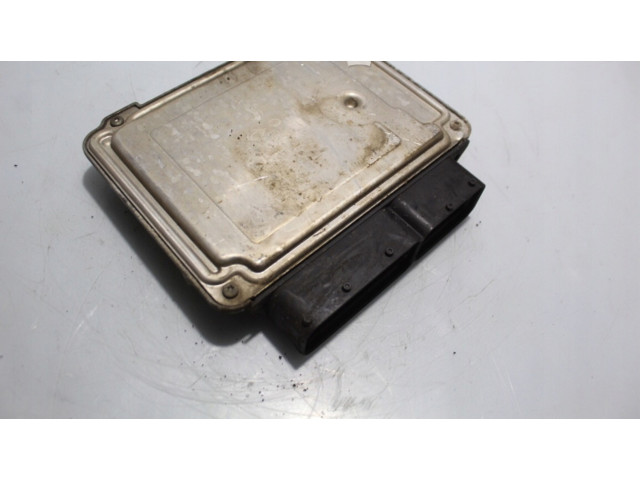 Блок управления двигателем ECU