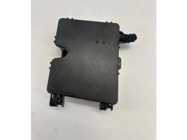 Блок предохранителей 3D0937128A Volkswagen Phaeton