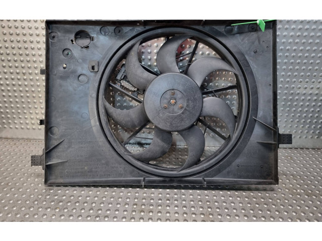 Вентилятор радиатора 8623734 Volvo S60