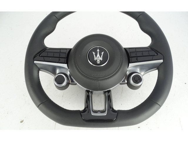 Подушка безопасности водителя Maserati Grecale