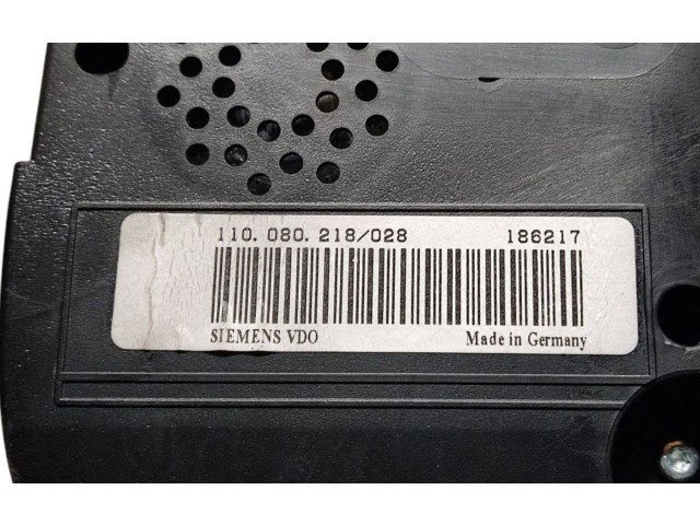 Přístrojová deska Volkswagen Caddy 2009 1T0920872F, V0011000