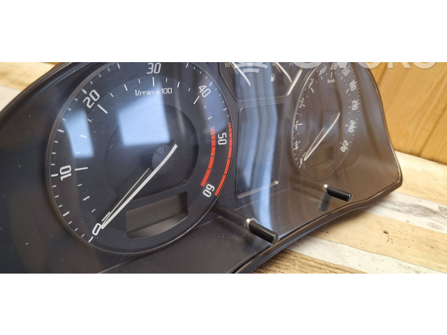 Панель приборов 3U0920842D Skoda Superb B5 (3U)