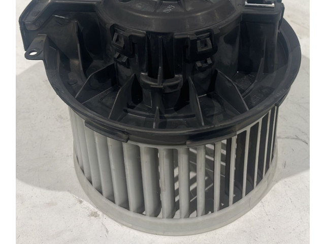Вентилятор печки Skoda Citigo