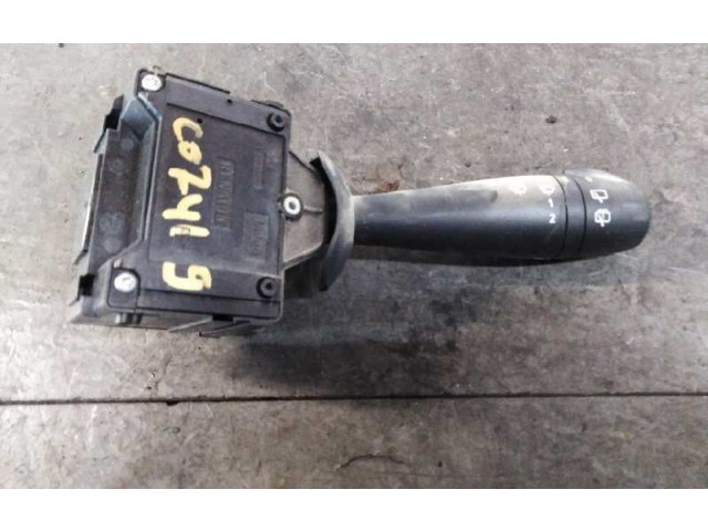 Ручка стеклоочистителей E10670223 Dacia Sandero