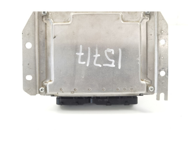 Блок управления двигателя 0281011807, 3910127715   Hyundai Getz