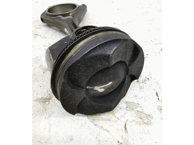  Поршень с шатуном PT204 X2974  Land Rover Range Rover Velar  