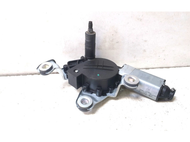 Моторчик заднего дворника 064038005010    Skoda Yeti (5L)